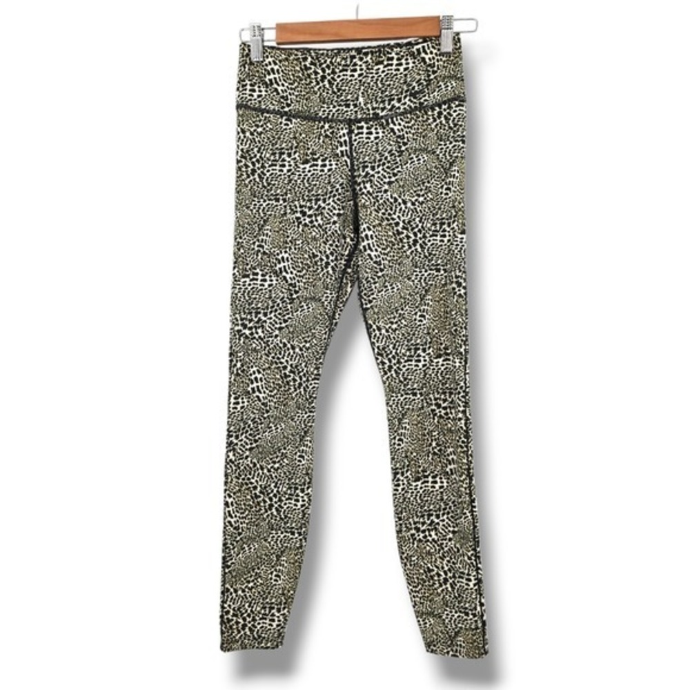 Nike Dri-FIT Animal Print High Waisted Training Yoga Workout Leggings